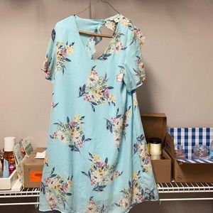 Flutter sleeve floral dress